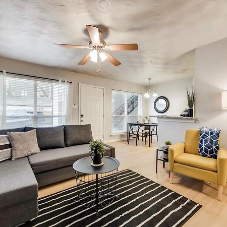 Insta-Worthy Flat And Arboretum Tickets Included Dallas Bagian luar foto