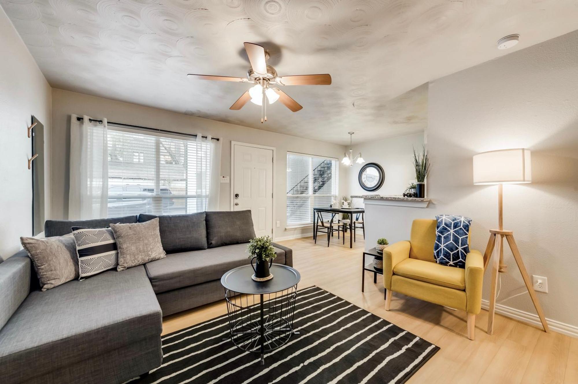 Insta-Worthy Flat And Arboretum Tickets Included Dallas Bagian luar foto