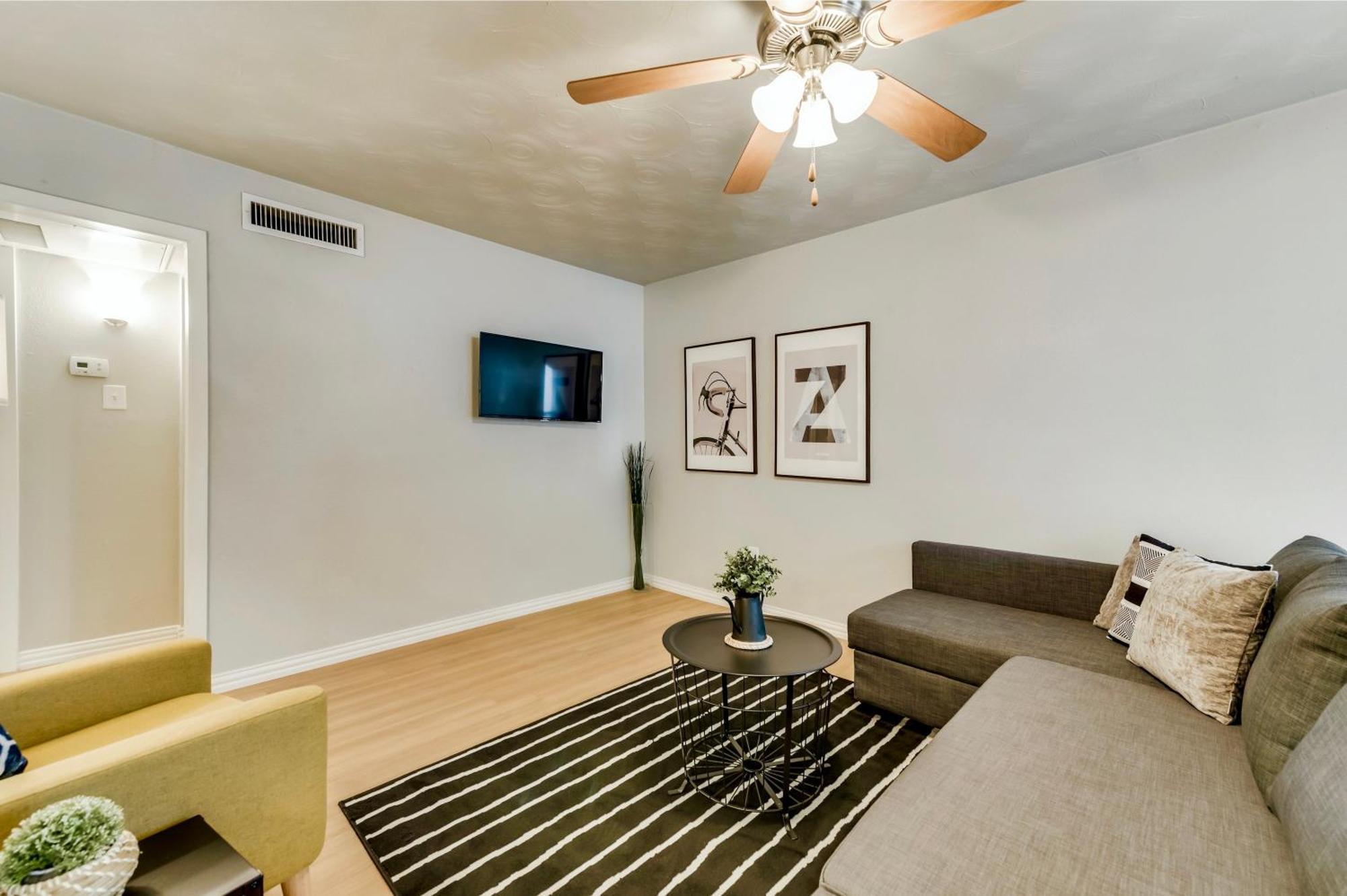 Insta-Worthy Flat And Arboretum Tickets Included Dallas Bagian luar foto